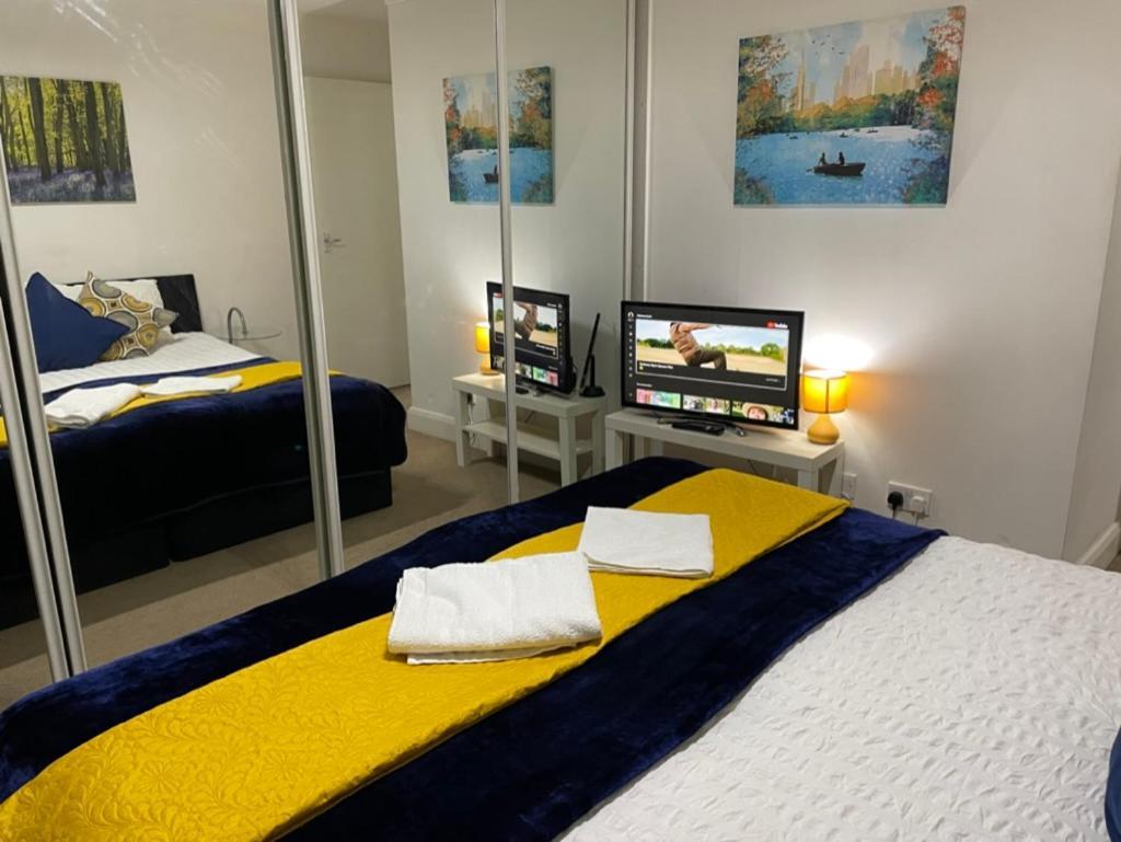 2 Bedrooms Modern Central London Apartment, Full Kitchen, 5 Minutes Tube Station Kültér fotó