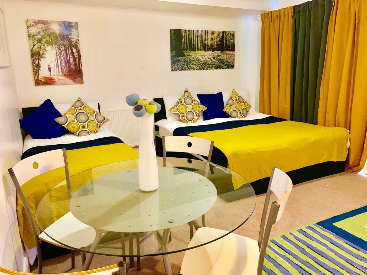2 Bedrooms Modern Central London Apartment, Full Kitchen, 5 Minutes Tube Station Kültér fotó